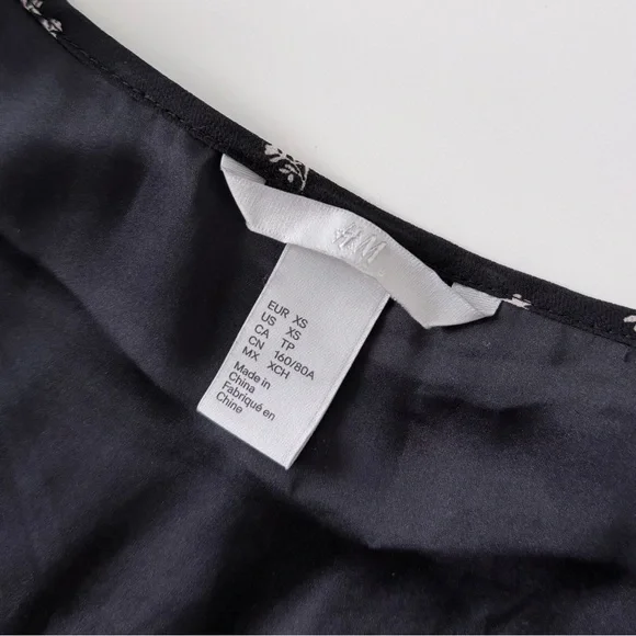 H&M Black Floral Pleated Midi Dress Size XS Spaghetti Strap Lightweight Summer - Picture 6 of 11